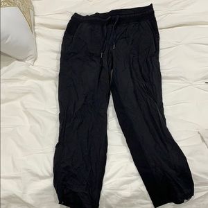 Lululemon joggers